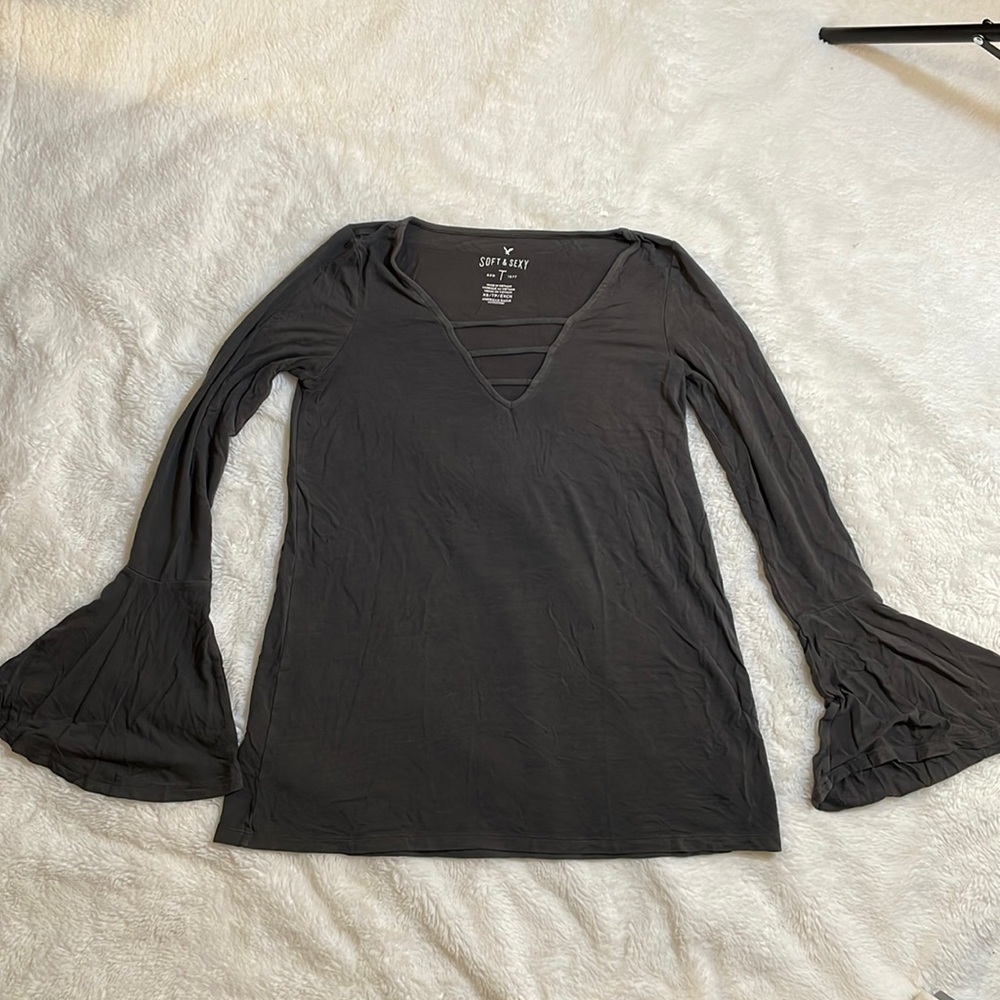 American Eagle‎ Grey Top